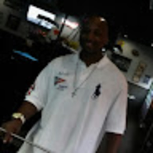 Meet your Posher, Julius - Picture 1 of 1